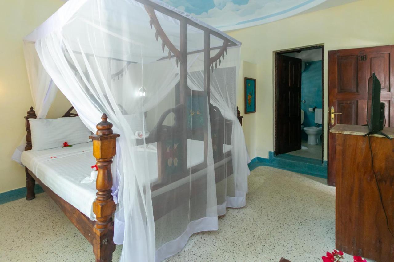 Sun Palm Beach Resort Watamu Buitenkant foto